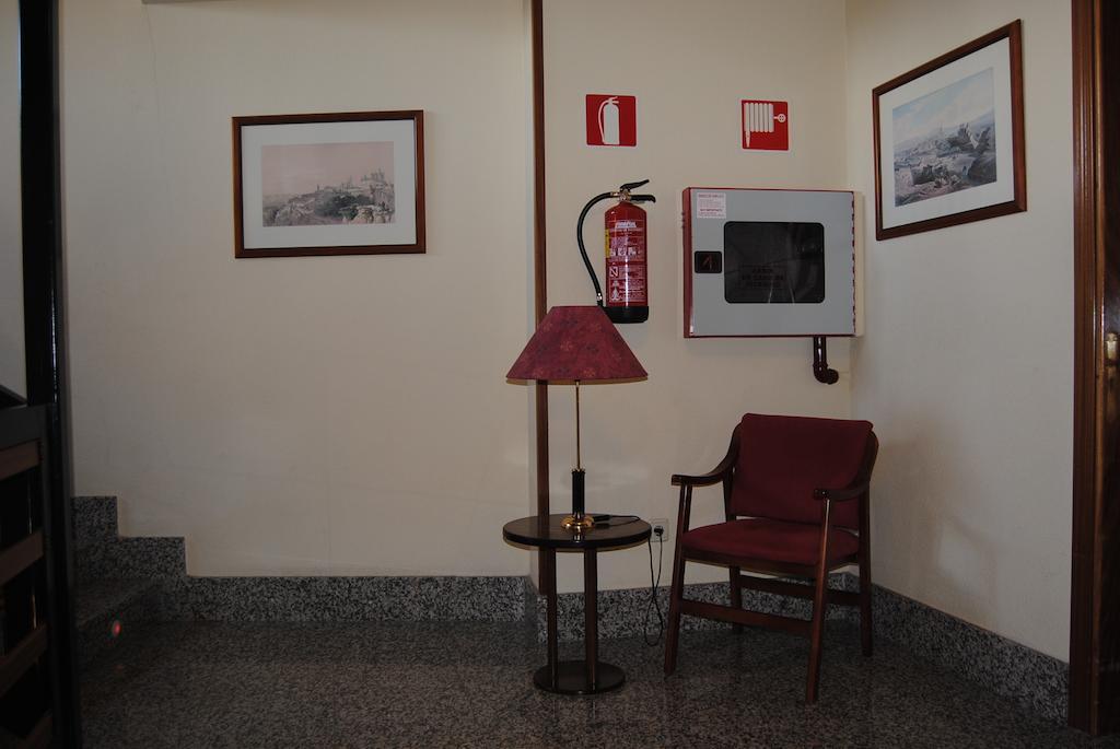 Hostal El Mirador La Lastrilla Esterno foto