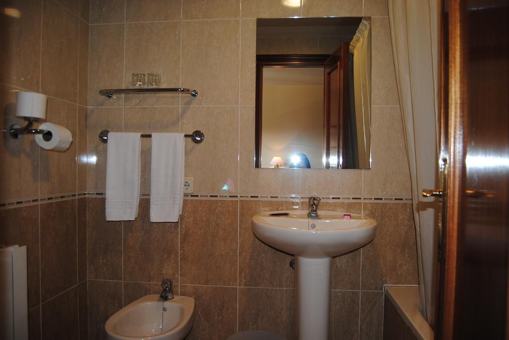 Hostal El Mirador La Lastrilla Camera foto
